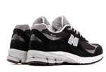 New Balance Classics Black Grey M2002RXD