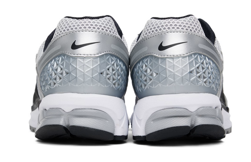 Nike Nike Zoom Vomero 5 FJ4151-004
